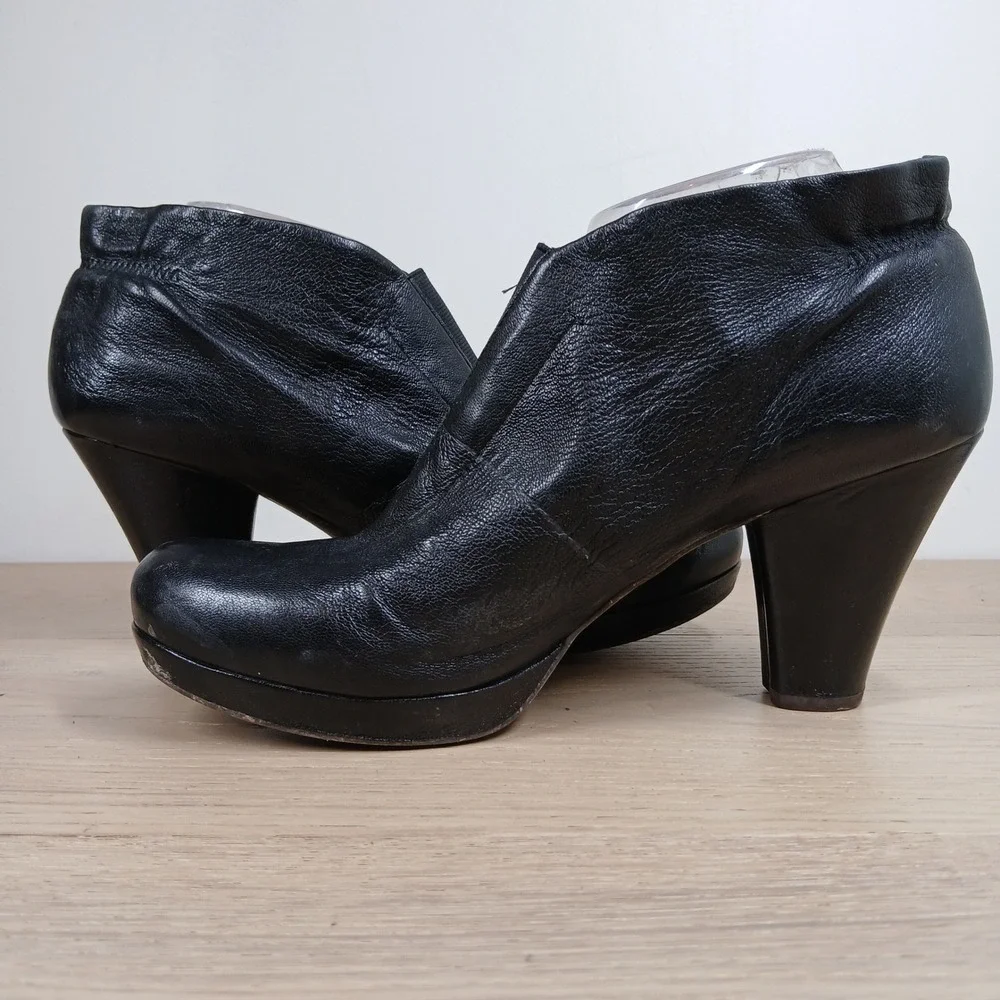 Naya Leather Ankle Boots Women 10 Black Grained Leather Platform Chunky Heel